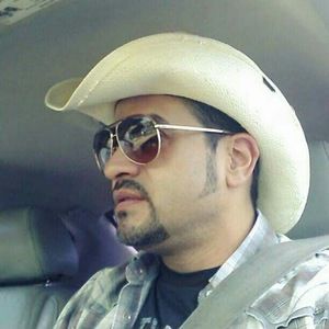 Meet your Posher, Felipe